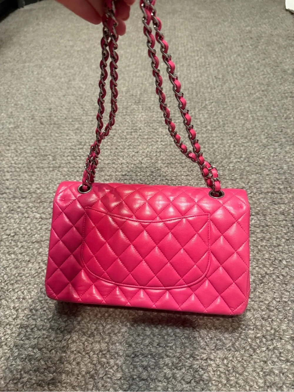 Chanel Classic Flap Bag in rare Hot Pink - Quilted Lambskin Leather Shoulder Bag